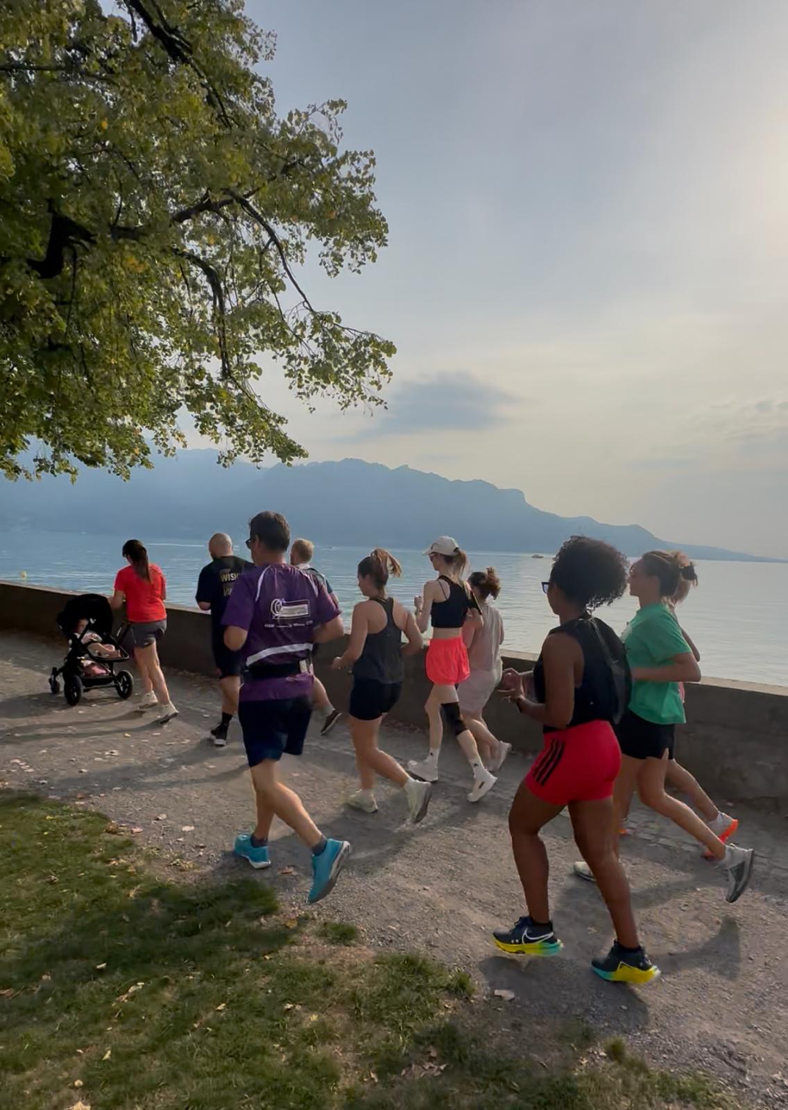 Échauffement en course progressive avant la séance HIIT & RUN